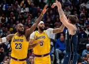 LOL决赛-爵士队长领衔球队备战，气势如虹展示强大实力的简单介绍