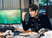 英雄联盟总决赛门票-撕裂黑暗的制胜一球，孔德在总决赛之夜重新定义价值