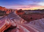 英雄联盟总决赛2025-双星耀西区，东契奇独舞撕裂防线，太阳三巨头熔岩浇铸掘金