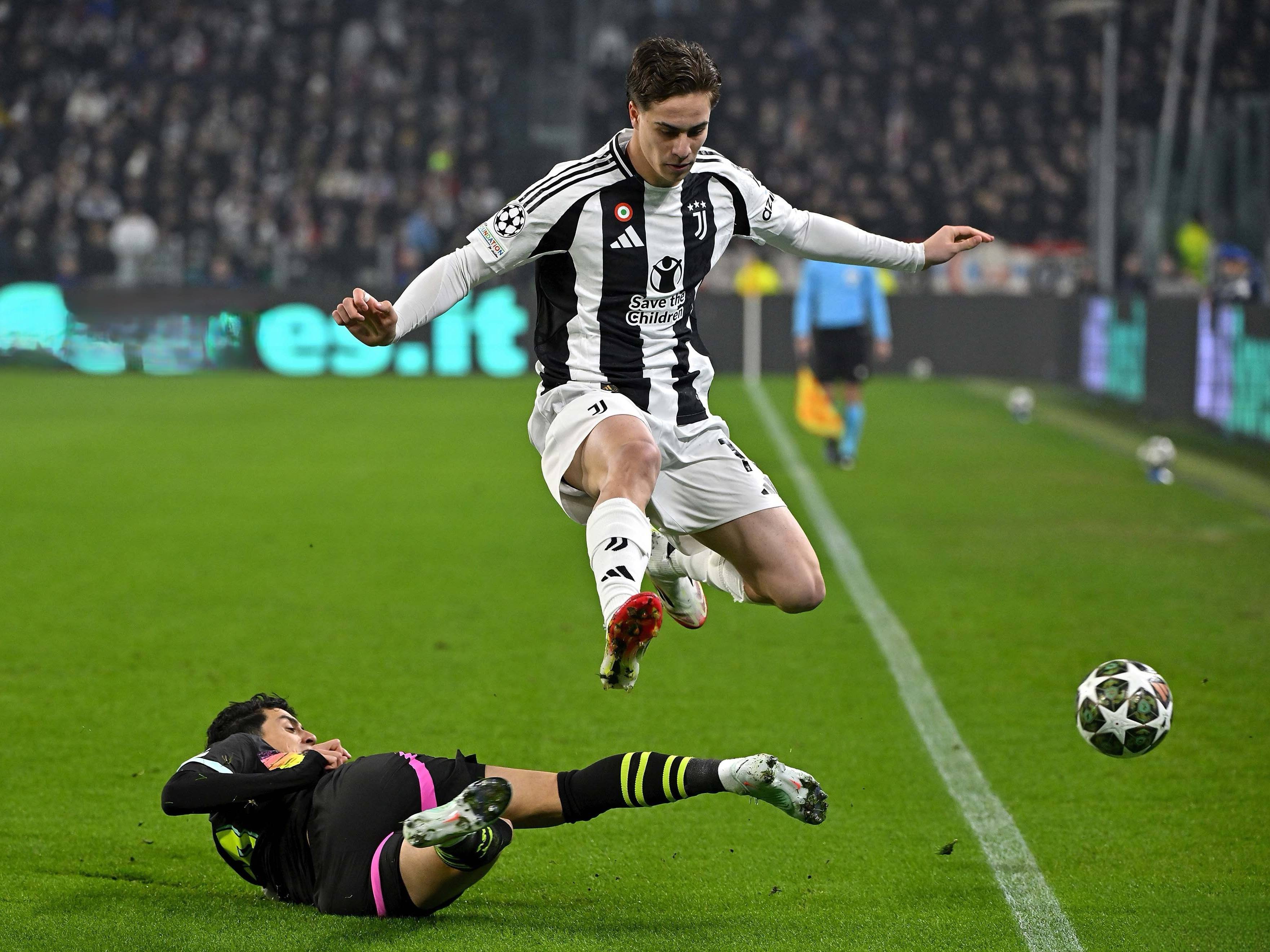 阿贾克斯击败皇家马德里,完成奇迹逆袭 阿贾克斯击败皇家马德里,完成奇迹逆袭