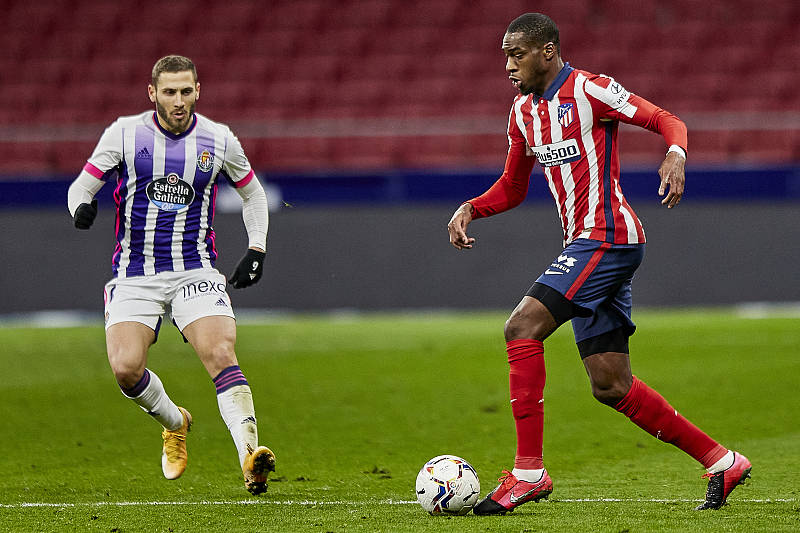 关于双雄隔空相望,比赛即将开始!的信息 关于双雄隔空相望,比赛即将开始!的信息