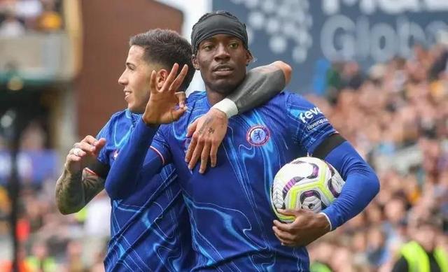 切尔西客场大胜狼队,继续展现强势 切尔西客场大胜狼队,继续展现强势