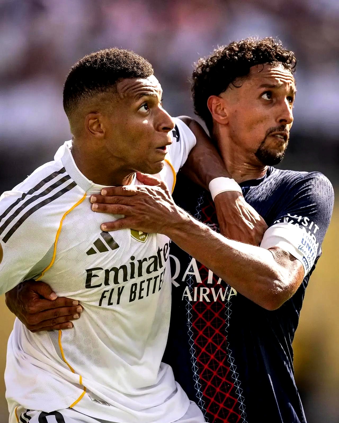 包含巴黎圣日耳曼挑战皇家马德里,拼搏争胜的词条 包含巴黎圣日耳曼挑战皇家马德里,拼搏争胜的词条