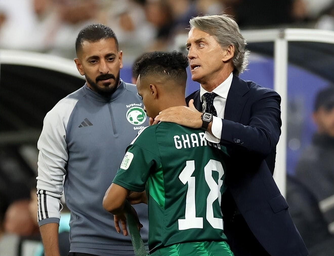 格勒诺布尔队力挽狂澜，逆袭取得胜利的简单介绍