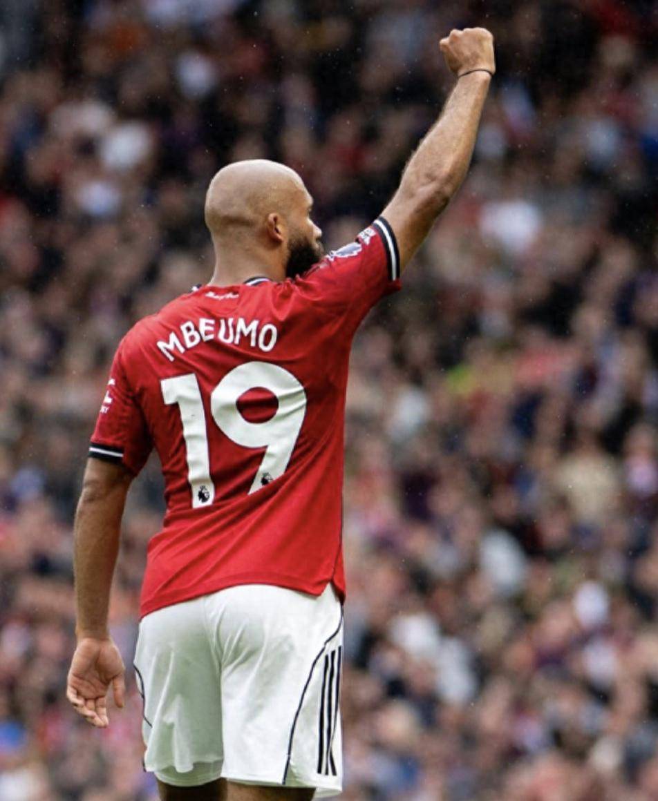 关于曼联连迎三连胜，逼近英超前四的信息