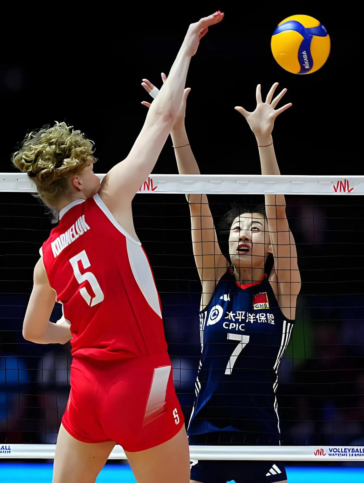 冷门频出!排球战况跌宕起伏的简单介绍 冷门频出!排球战况跌宕起伏的简单介绍