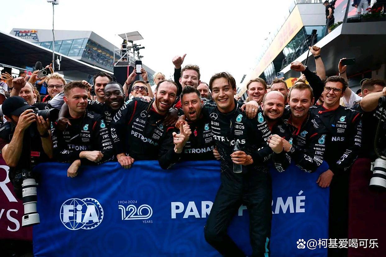 索伯车队横扫梅赛德斯,拉塞尔关键制胜的简单介绍 索伯车队横扫梅赛德斯,拉塞尔关键制胜的简单介绍