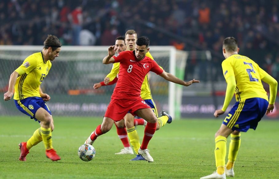 葡萄牙队翻盘波兰队，许昕惊艳四座