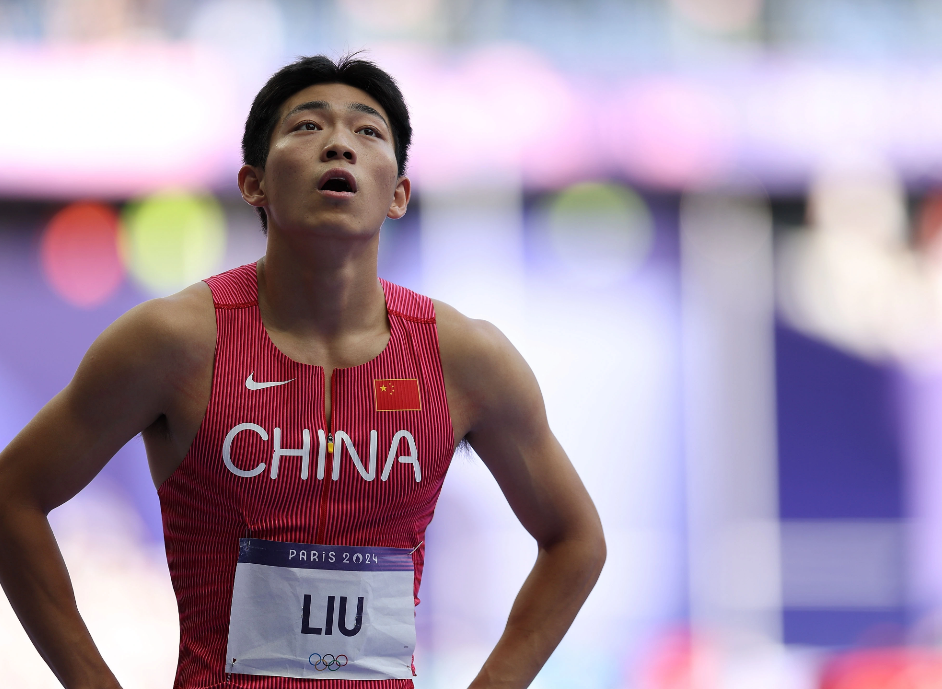 乌干达选手斩获男子长跑铜牌 乌干达选手斩获男子长跑铜牌